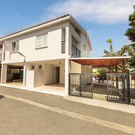Larnaca Villa Marina Meneou Buitenkant foto