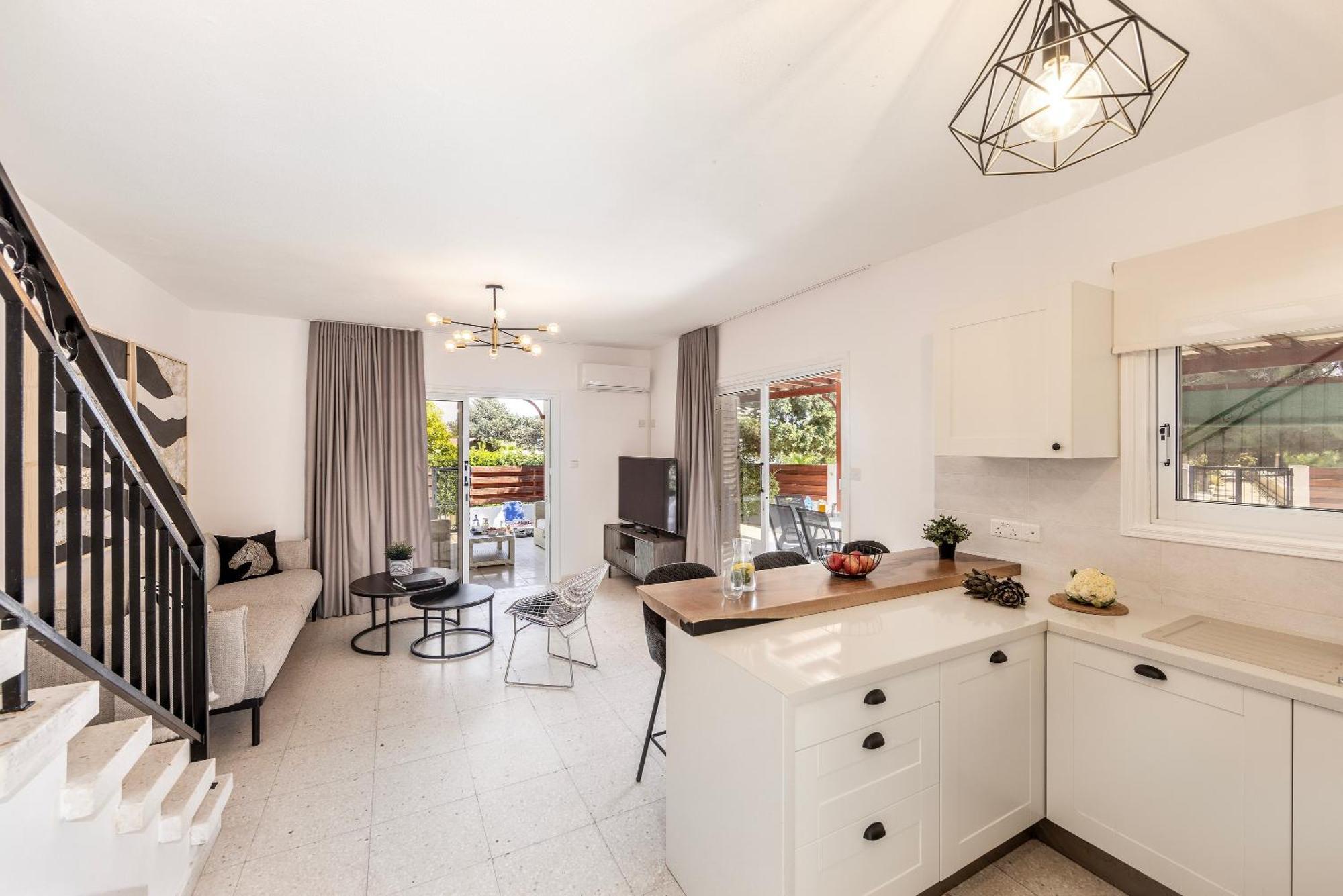 Larnaca Villa Marina Meneou Buitenkant foto