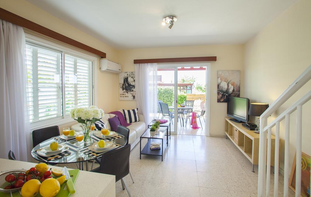 Larnaca Villa Marina Meneou Buitenkant foto