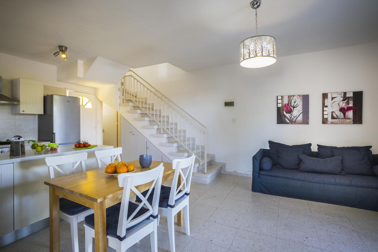 Larnaca Villa Marina Meneou Buitenkant foto